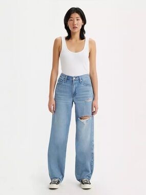 Levi’s Women Premium Baggy Dad Mid Wash Distressed Blue Jeans  26 EUC Minimalist